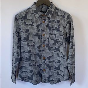 Burka Bull womens camo shirt